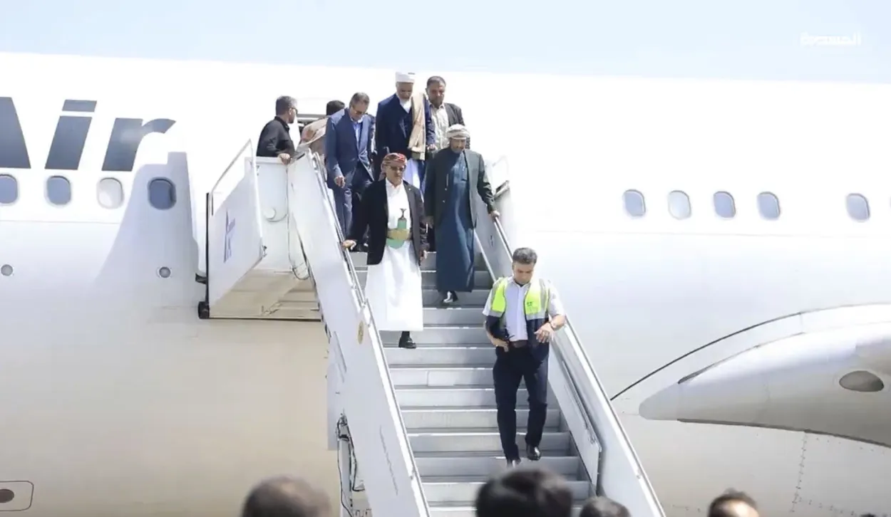 توتر خطير في اليمن.. الحوثيون يعلنون هبوط طائرة إيرانية بمطار صنعاء ويتحدثون عن اعتراض طيران سعودي