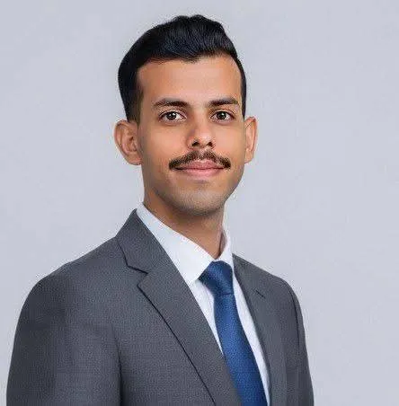 نقابة الصحفيين تدين تهديد مراسل “الإخبارية السعودية” في المكلا وتدعو لحماية الصحفيين