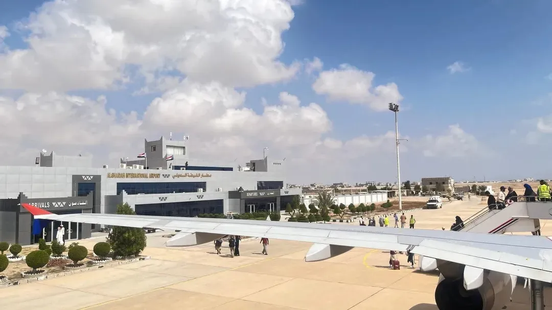 الخطوط الجوية اليمنية تعلن تسيير رحلة إلى سقطرى عبر مطار الغيضة الأحد