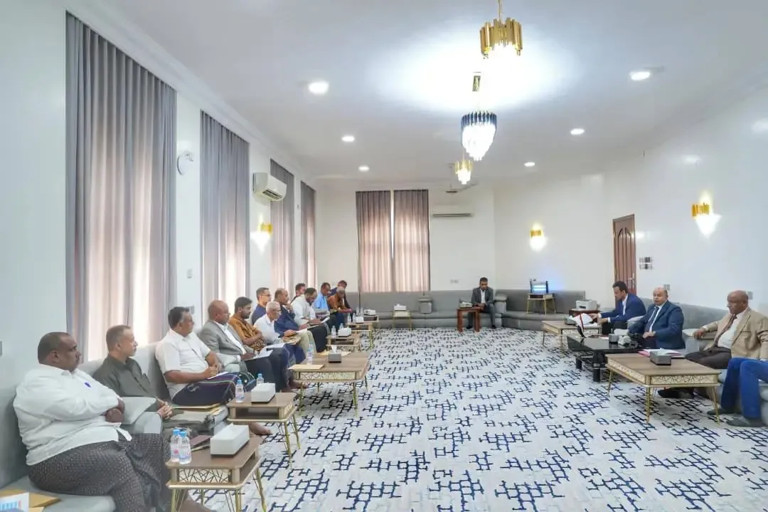 الخنبشي: المجلس التنسيقي الحضرمي خطوة لتوحيد الصف والدفاع عن حقوق حضرموت