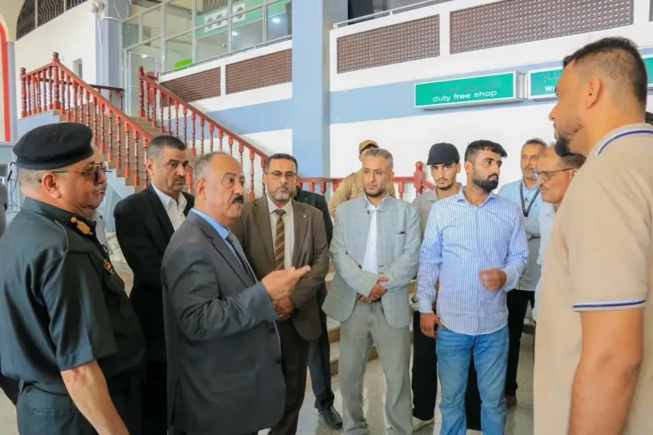 ماذا يحدث في مطار عدن وميناء عدن؟ وزير النقل يكشف تفاصيل بعد جولة ميدانية