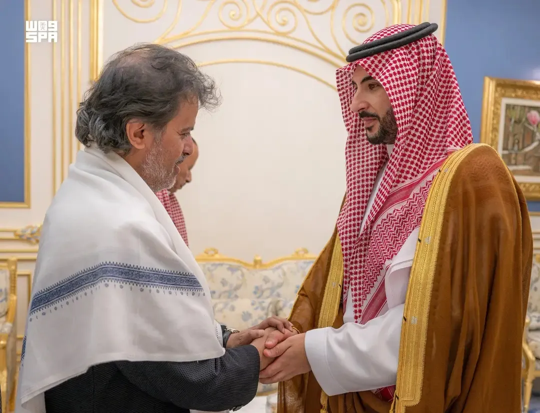 خالد بن سلمان وفيصل بن فرحان يقدمان العزاء بوفاة الرئيس عبدربه منصور هادي